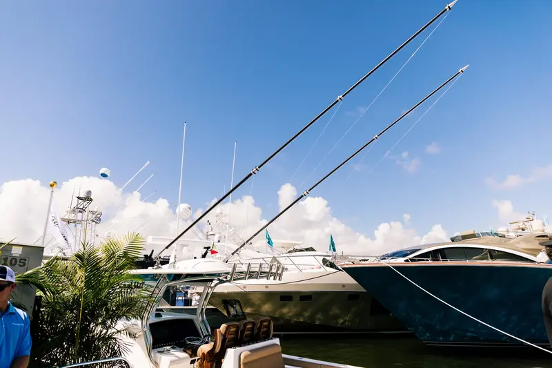 Gemlux 22' Bluewater Collapsible Carbon Fiber Outrigger Pair Or-Dkr-22-B-O2 1